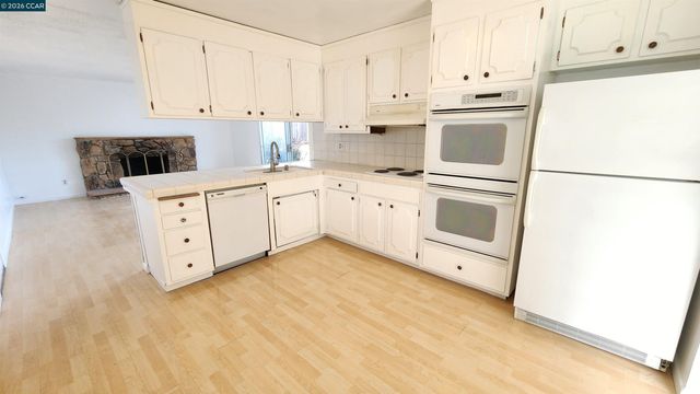 1269 Center Avenue, Martinez, CA 94553