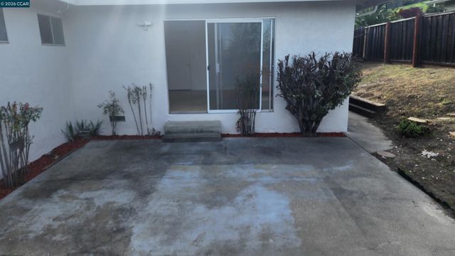 1269 Center Avenue, Martinez, CA 94553