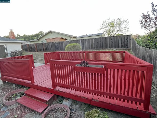 1269 Center Avenue, Martinez, CA 94553