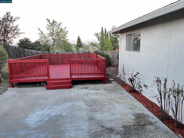 1269 Center Avenue, Martinez, CA 94553