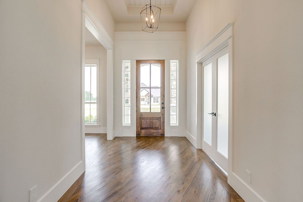 1001 Magnolia Court, Springtown, TX 76082 — photo 5