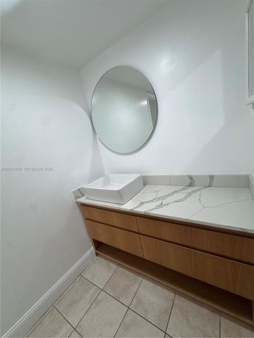 2312 S Cypress Bend Dr 107, Pompano Beach, FL 33069