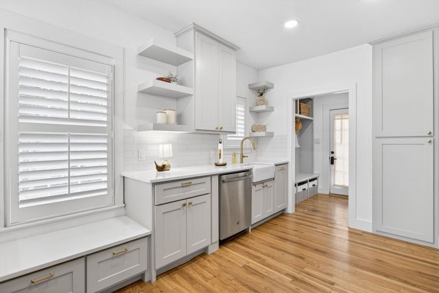 4020 Bunting Avenue, Fort Worth, TX 76107