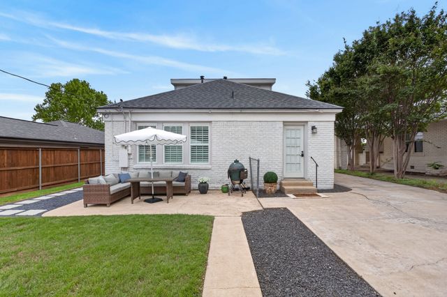 4020 Bunting Avenue, Fort Worth, TX 76107