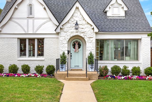 4020 Bunting Avenue, Fort Worth, TX 76107