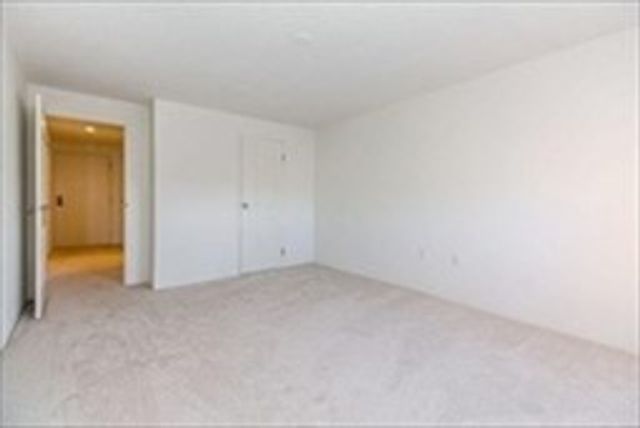 2 Ocean Ave 504, Revere, MA 02151