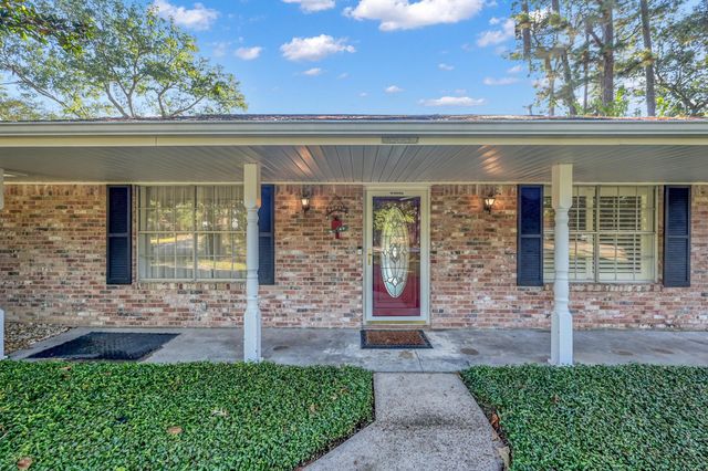 26926 Maplewood Drive, Oak Ridge North, TX 77386