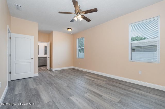 183 Massini Avenue NW, Palm Bay, FL 32907