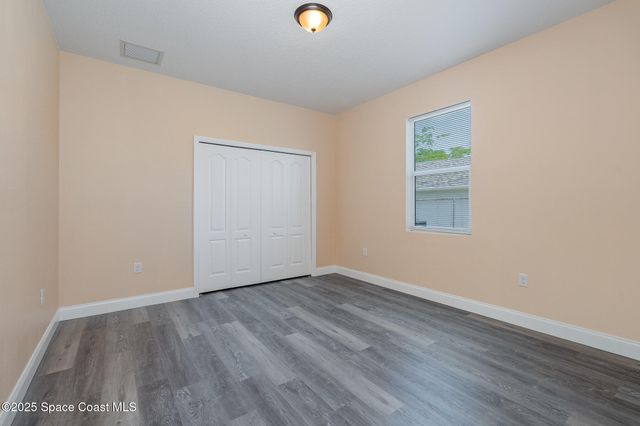 183 Massini Avenue NW, Palm Bay, FL 32907