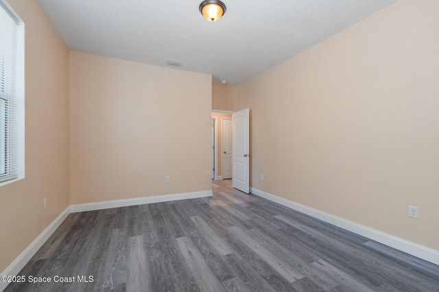 183 Massini Avenue NW, Palm Bay, FL 32907