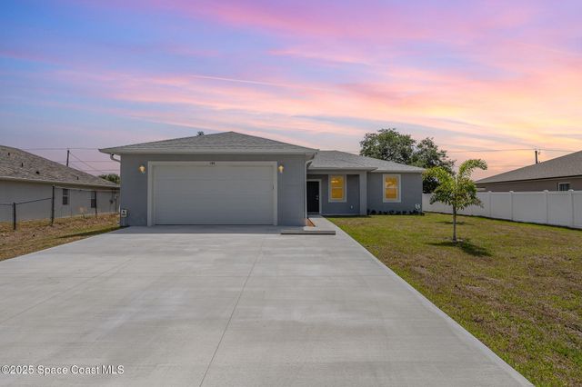 183 Massini Avenue NW, Palm Bay, FL 32907