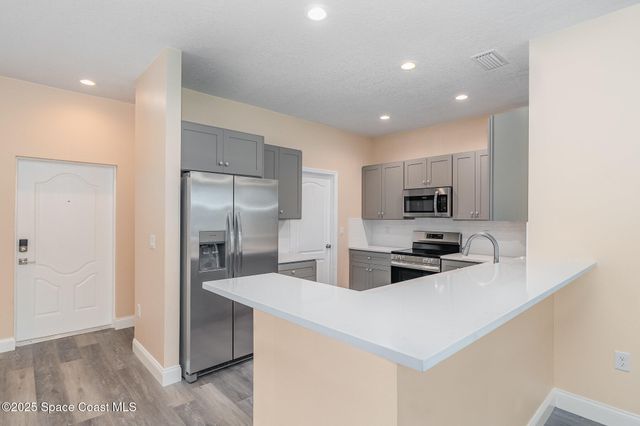 183 Massini Avenue NW, Palm Bay, FL 32907