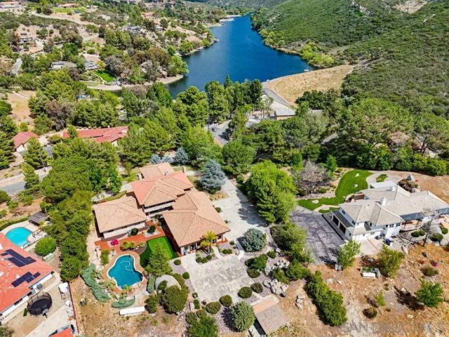 3725 Via Cielo Azul, Alpine, CA 91901