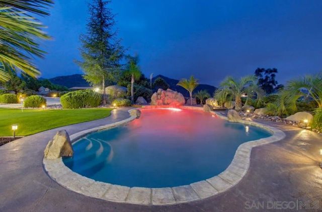 3725 Via Cielo Azul, Alpine, CA 91901
