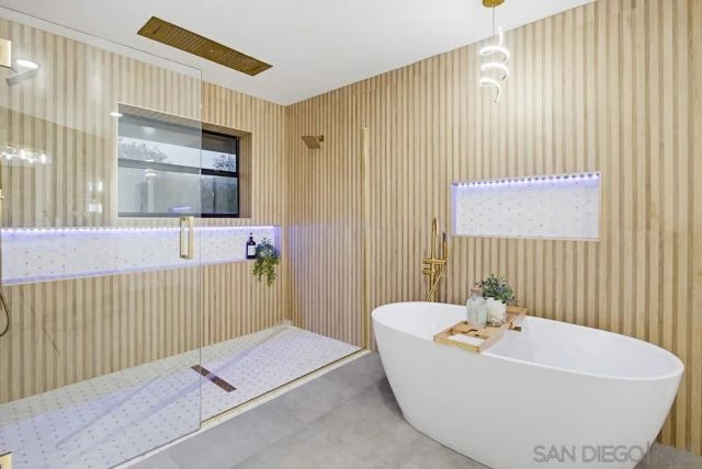3725 Via Cielo Azul, Alpine, CA 91901