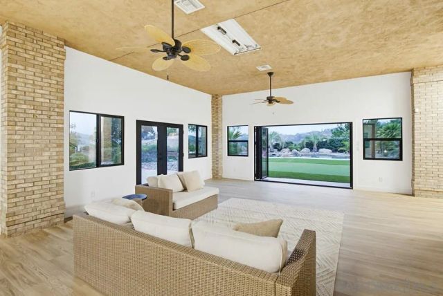 3725 Via Cielo Azul, Alpine, CA 91901
