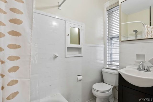 242 Norwood Avenue, Buffalo, NY 14222