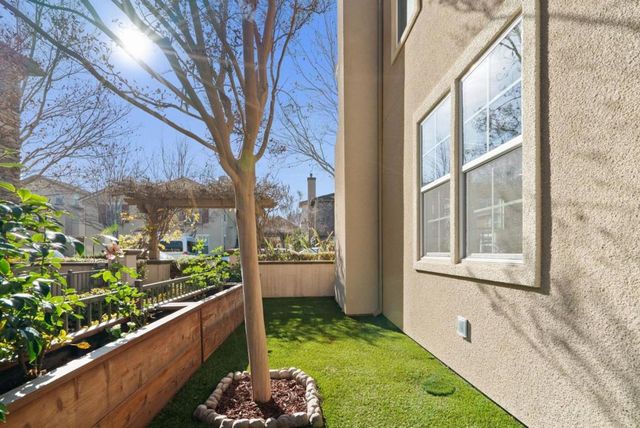 583 Ravenna Way, Hayward, CA 94545