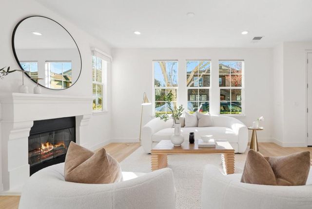 583 Ravenna Way, Hayward, CA 94545