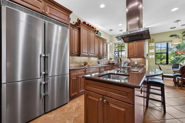 4401 38TH STREET S, St Petersburg, FL 33711