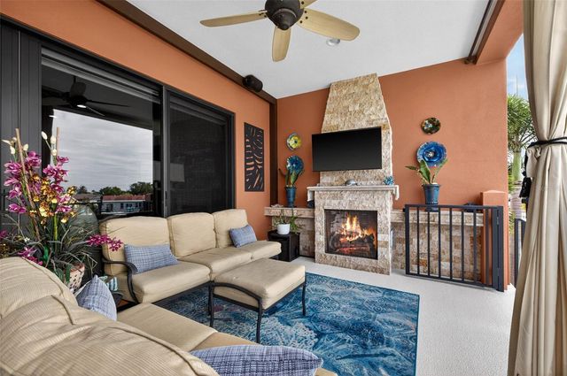 4401 38TH STREET S, St Petersburg, FL 33711