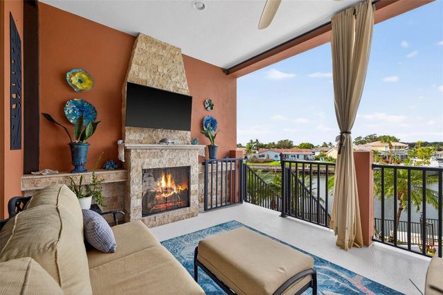 4401 38TH STREET S, St Petersburg, FL 33711