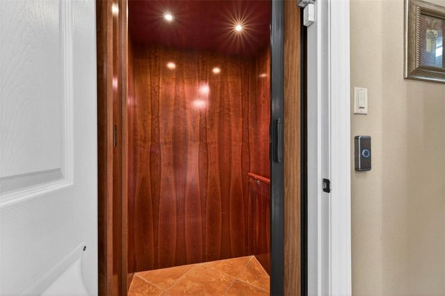 4401 38TH STREET S, St Petersburg, FL 33711