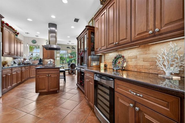 4401 38TH STREET S, St Petersburg, FL 33711