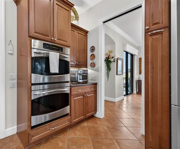 4401 38TH STREET S, St Petersburg, FL 33711