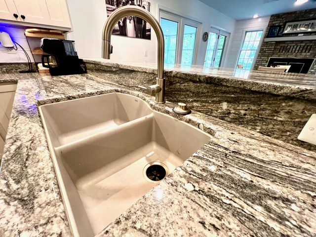 307 The Woods, Bedford, IN 47421