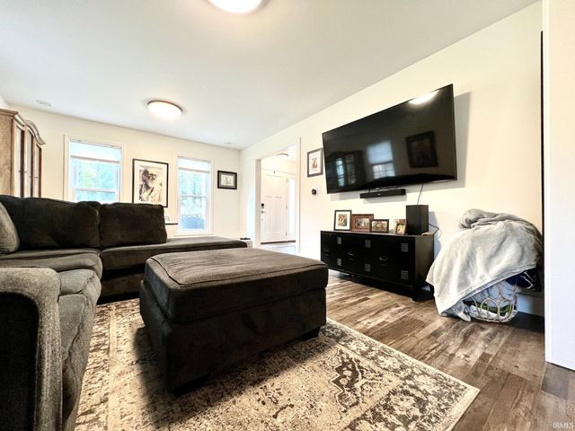 307 The Woods, Bedford, IN 47421