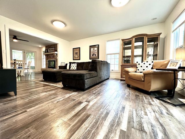 307 The Woods, Bedford, IN 47421