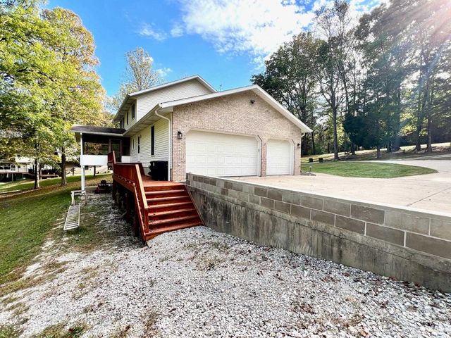 307 The Woods, Bedford, IN 47421