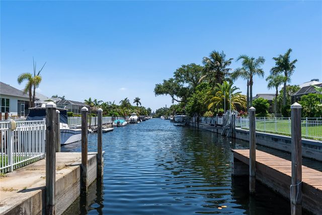 4306 BARRACUDA DRIVE, Bradenton, FL 34208