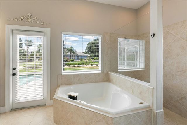 4306 BARRACUDA DRIVE, Bradenton, FL 34208