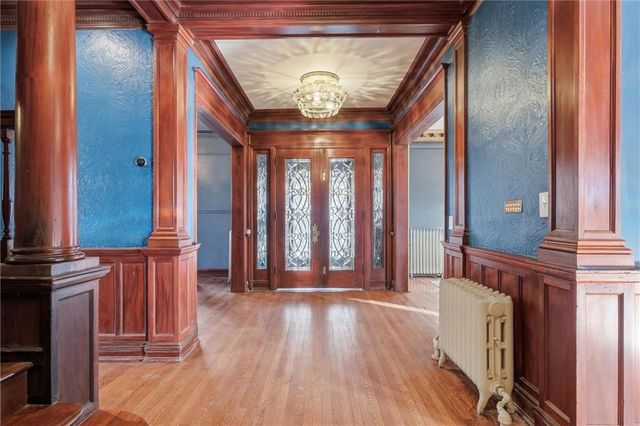 444 Gladstone Boulevard, Kansas City, MO 64124