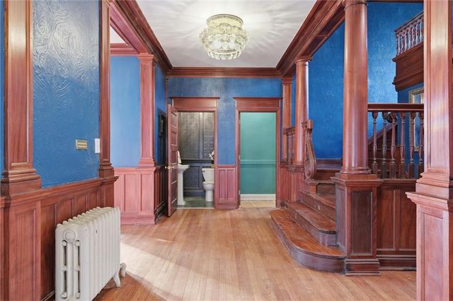 444 Gladstone Boulevard, Kansas City, MO 64124