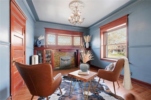 444 Gladstone Boulevard, Kansas City, MO 64124