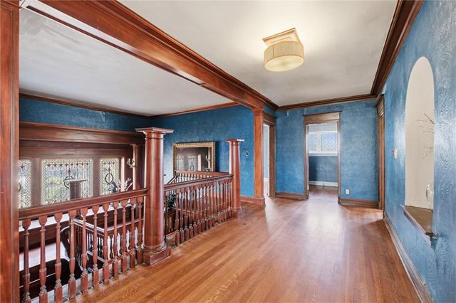 444 Gladstone Boulevard, Kansas City, MO 64124