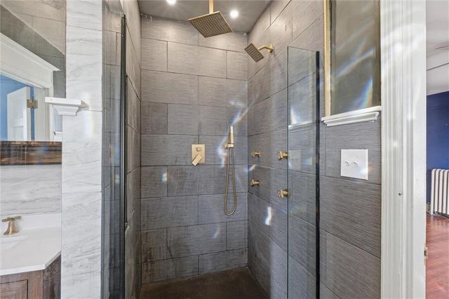 444 Gladstone Boulevard, Kansas City, MO 64124