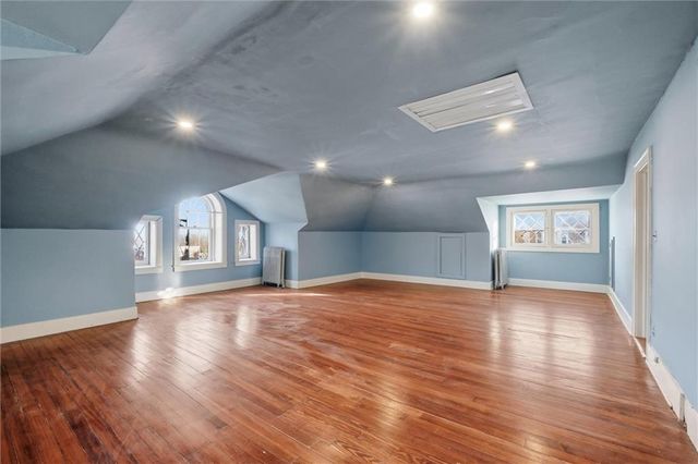 444 Gladstone Boulevard, Kansas City, MO 64124