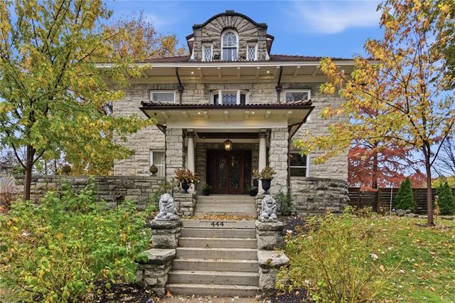 444 Gladstone Boulevard, Kansas City, MO 64124