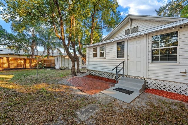 806 E LAMBRIGHT STREET, Tampa, FL 33604