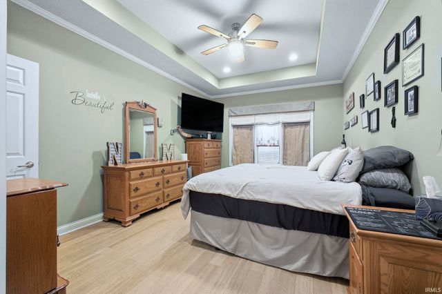 307 Laurelwood Lane, Kendallville, IN 46755