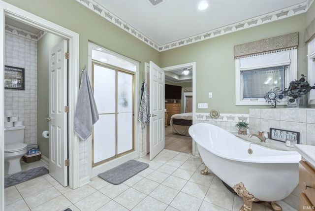 307 Laurelwood Lane, Kendallville, IN 46755