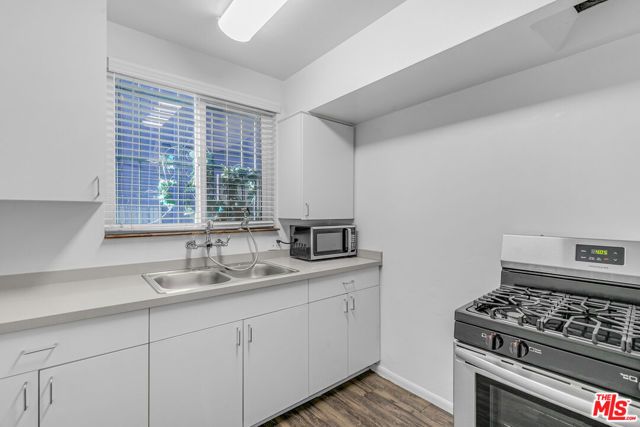 717 Ocean Front Walk C, Venice (los Angeles), CA 90291