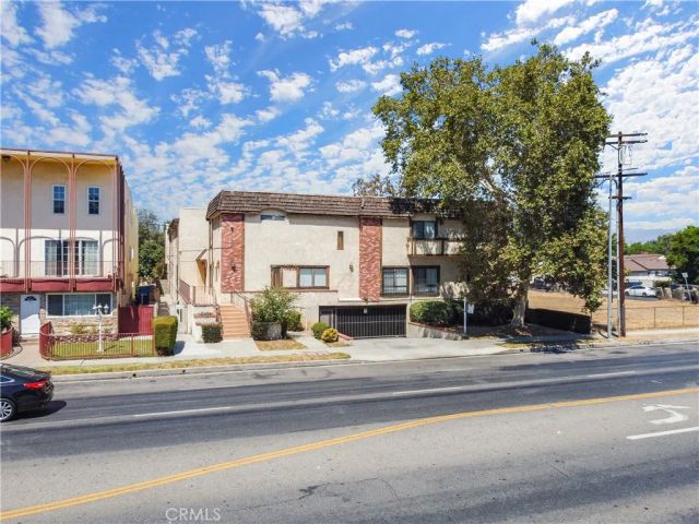 14239 Sherman Way 3, Van Nuys, CA 91405