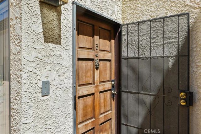 14239 Sherman Way 3, Van Nuys, CA 91405