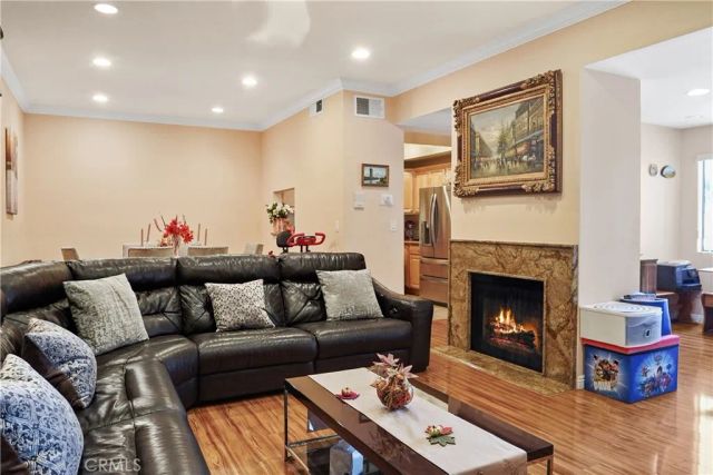 14239 Sherman Way 3, Van Nuys, CA 91405