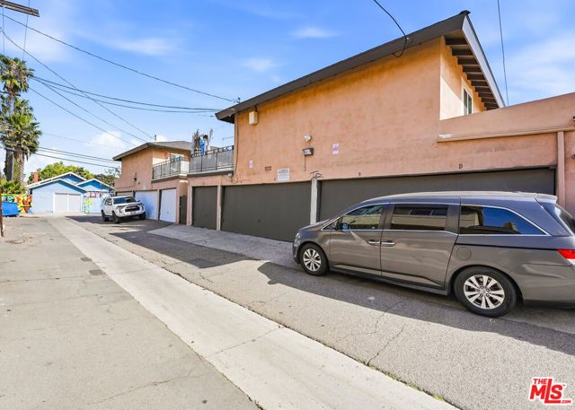 315 S Kroeger Street, Anaheim, CA 92805